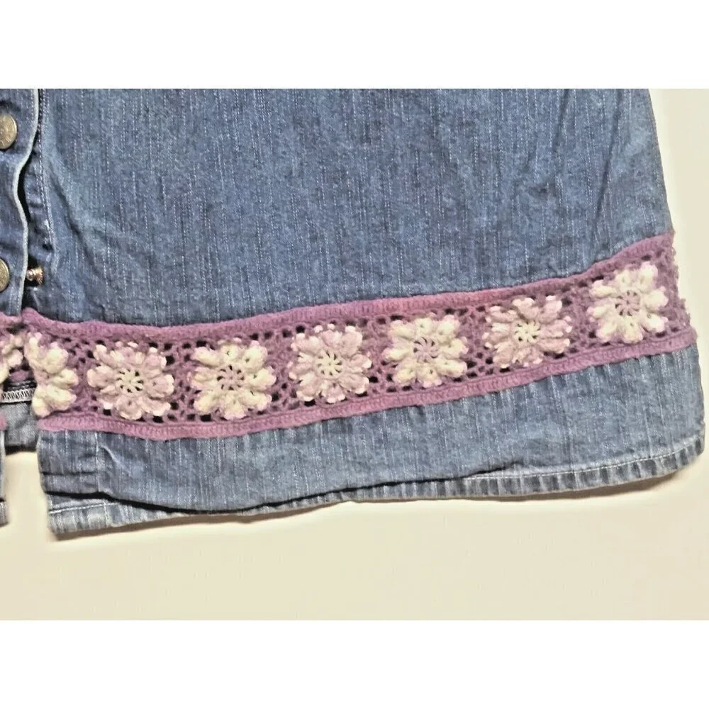 VTG Denim Dress Jumper Girls Sz L crochet floral lace button front fit flare EUC
